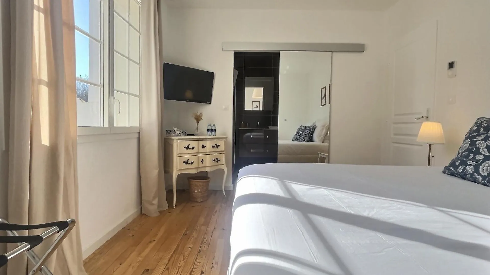 Domaine De Bonaveau Barcelonne  Bed & Breakfast